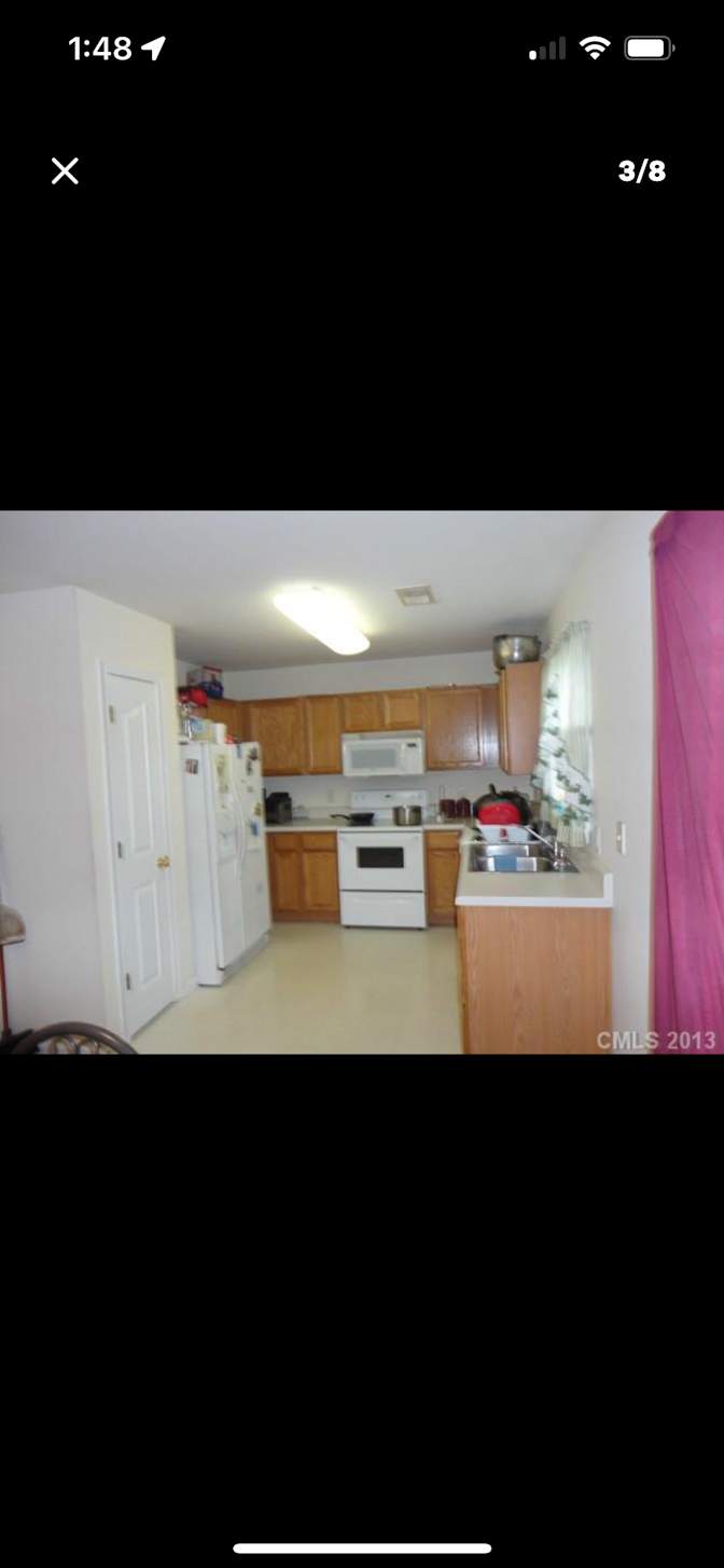 Alcove Rooms's room