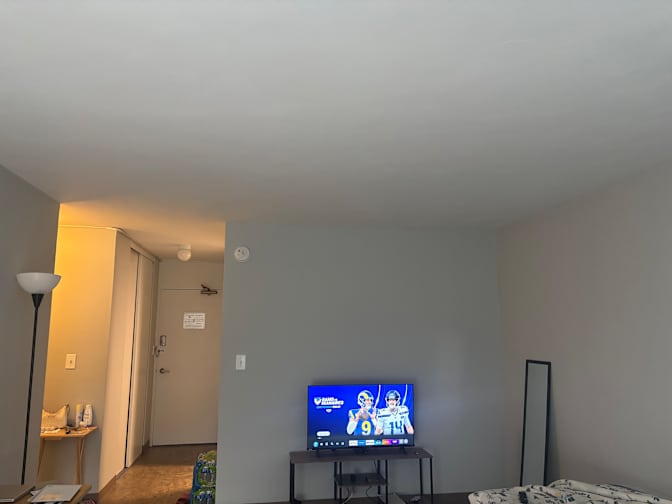 Jishy's room