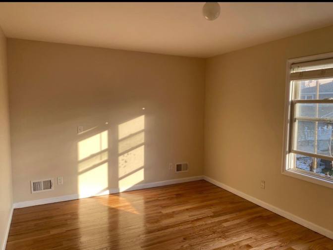 Divya's room