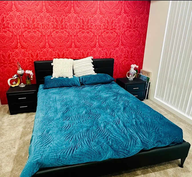 Sydney's room