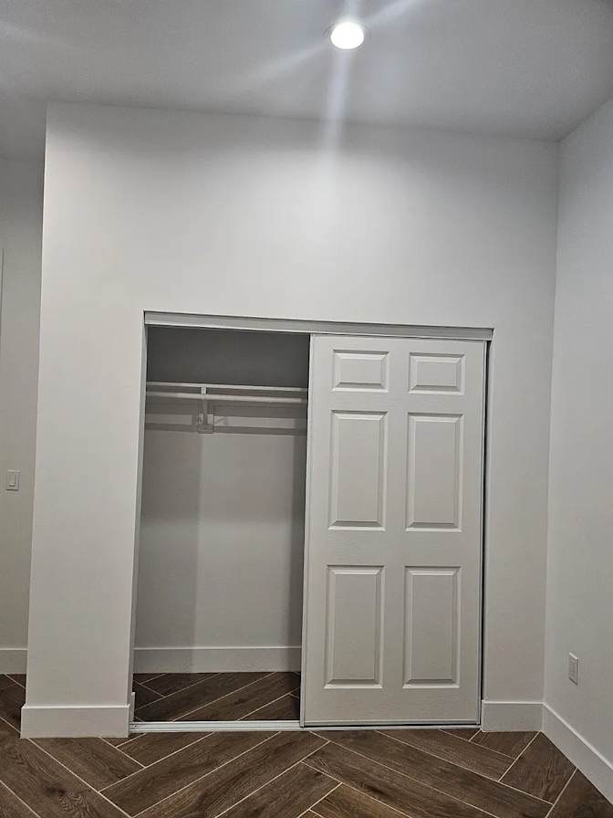 mike runnels's room