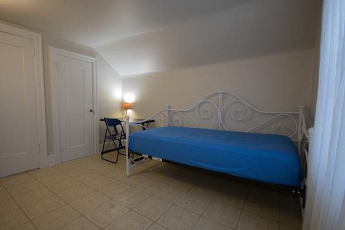 Dina Castillo's room