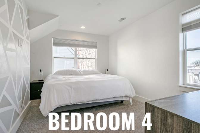 HomeCrew's room