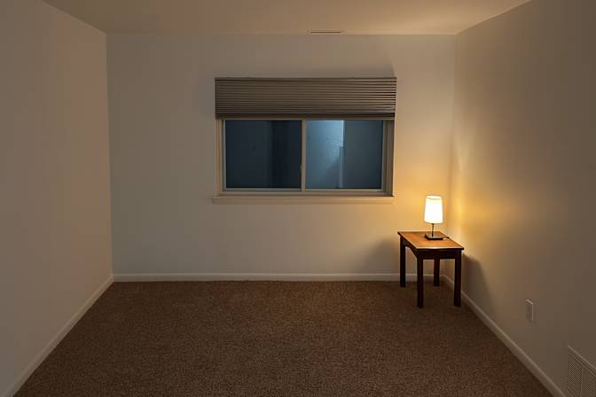 PRIVATE BEDROOM - Danbury - Connecticut - Office - Music - Craft Studio's room