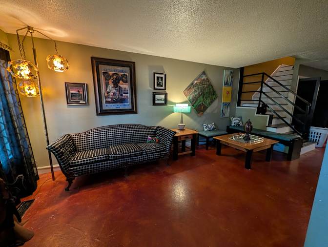 Dustin's room