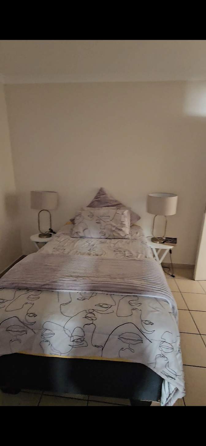 Mokau's room