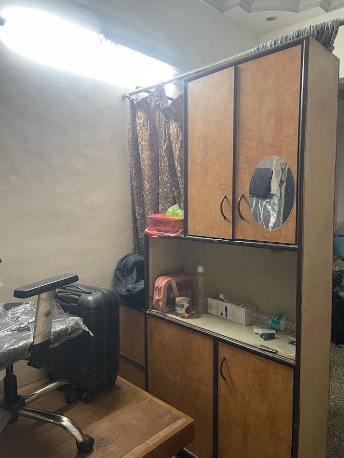 Sonali's room