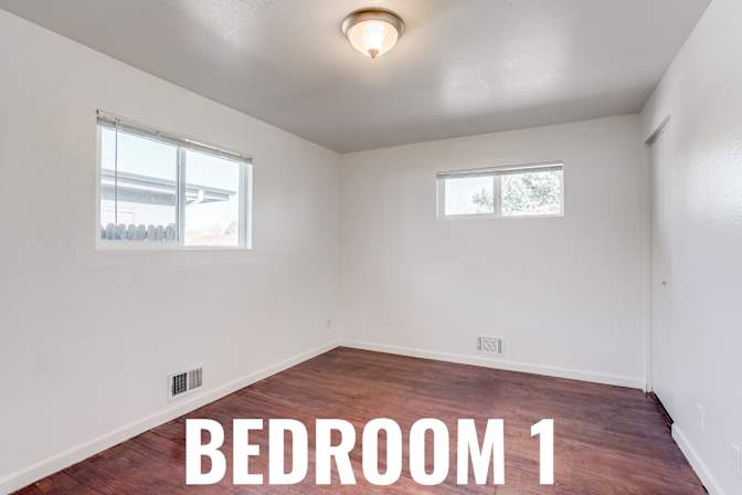 HomeCrew's room
