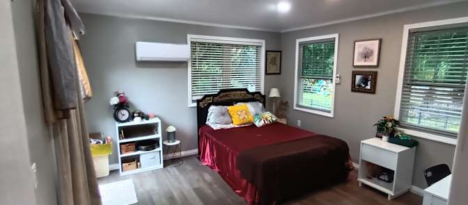 Fredy's room