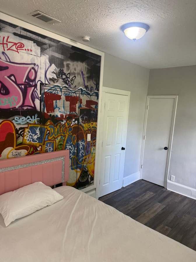 Chris Johnson's room