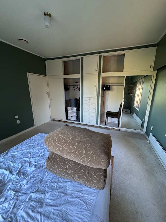 Stephanie's room
