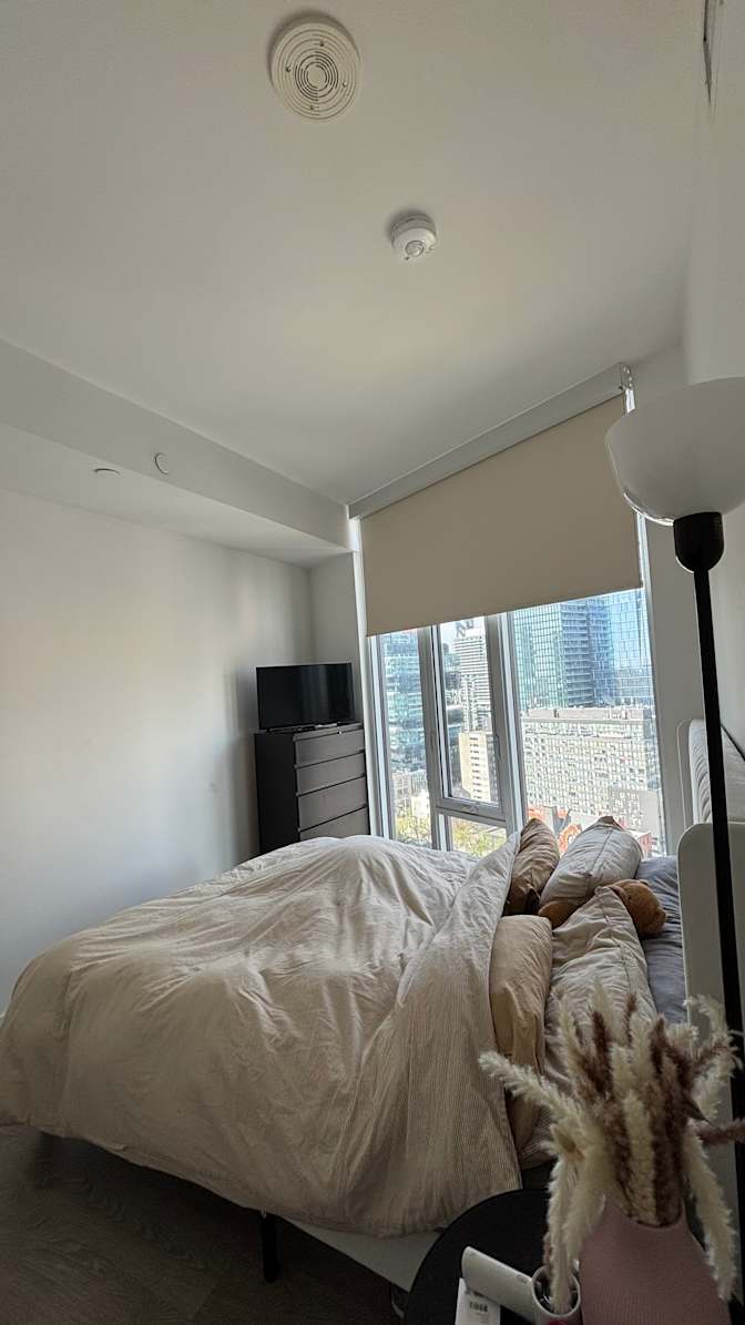 Tonye's room