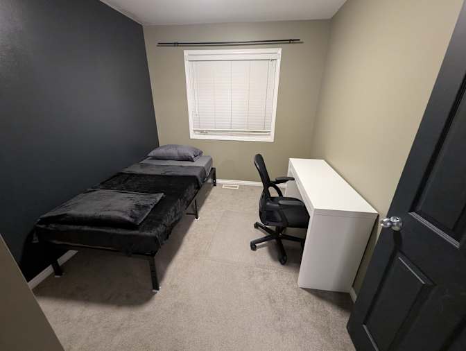 Bill's room