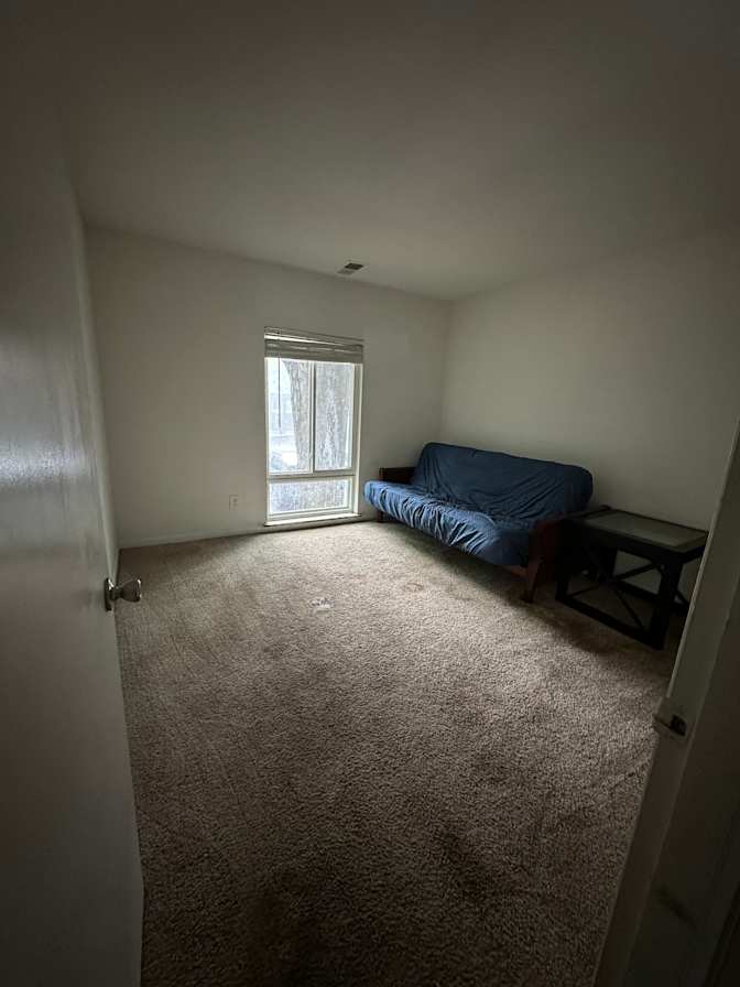 Salvador's room