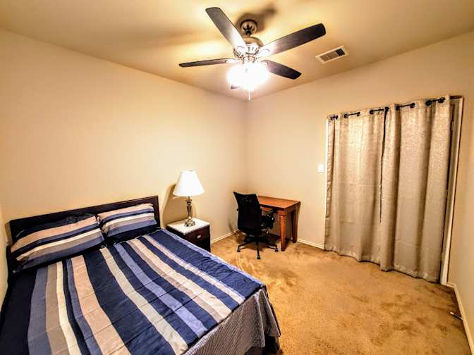 Akbar's room