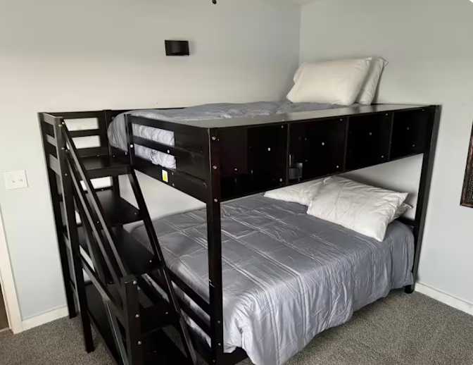 Jennifer's room