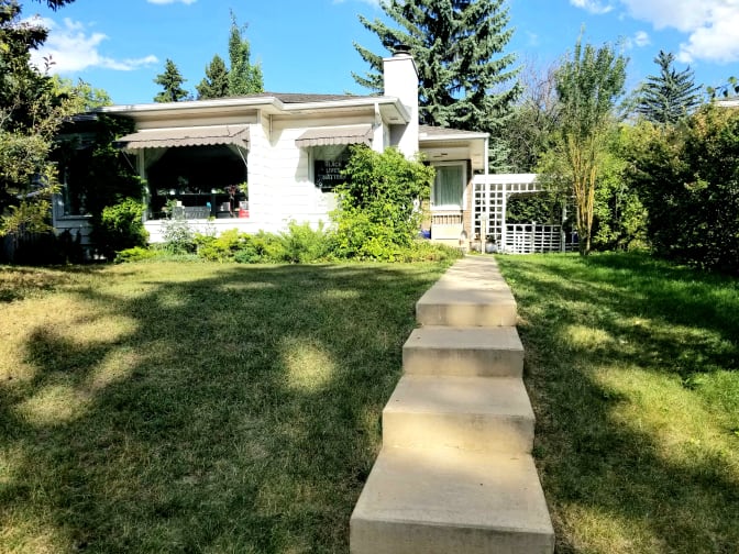 Jennah Martens-Forrester's room