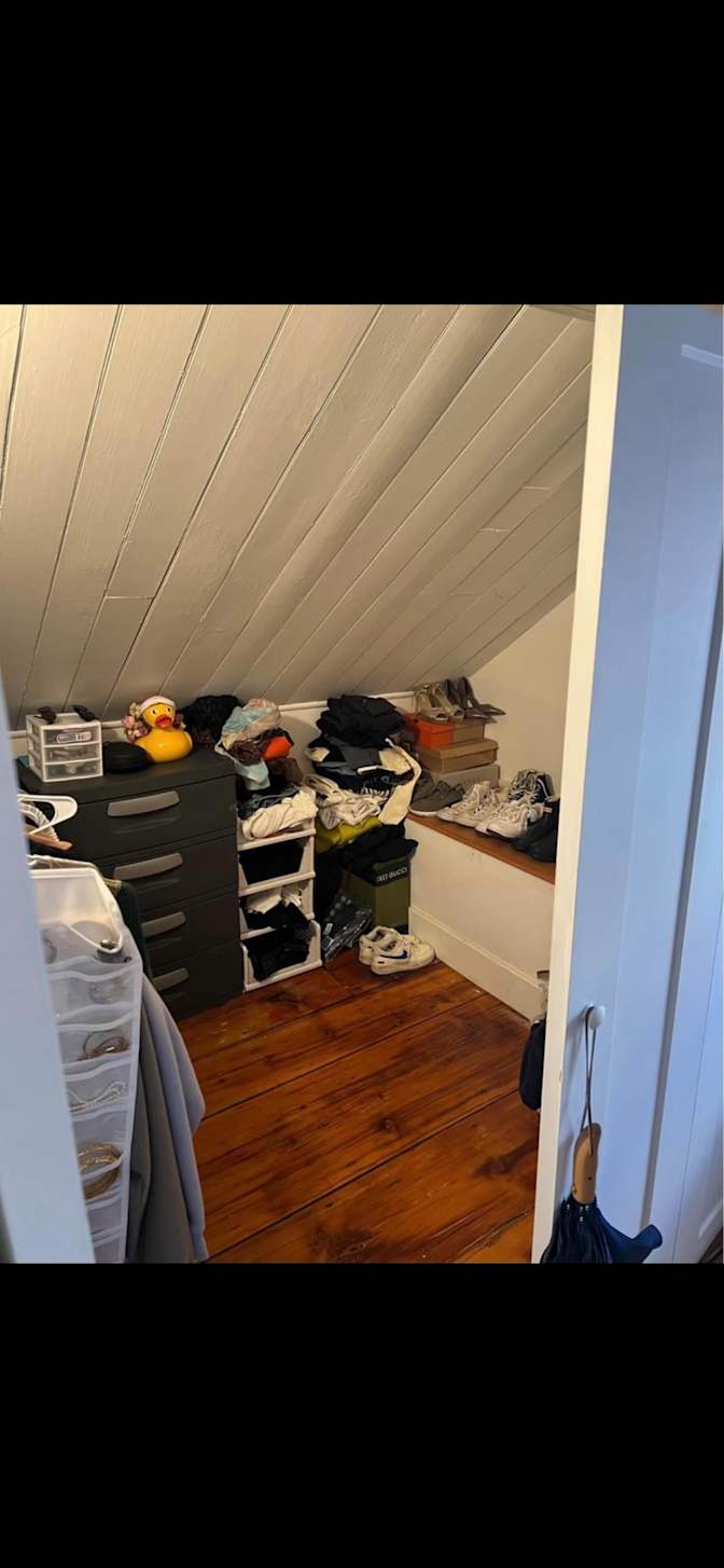 Bri's room