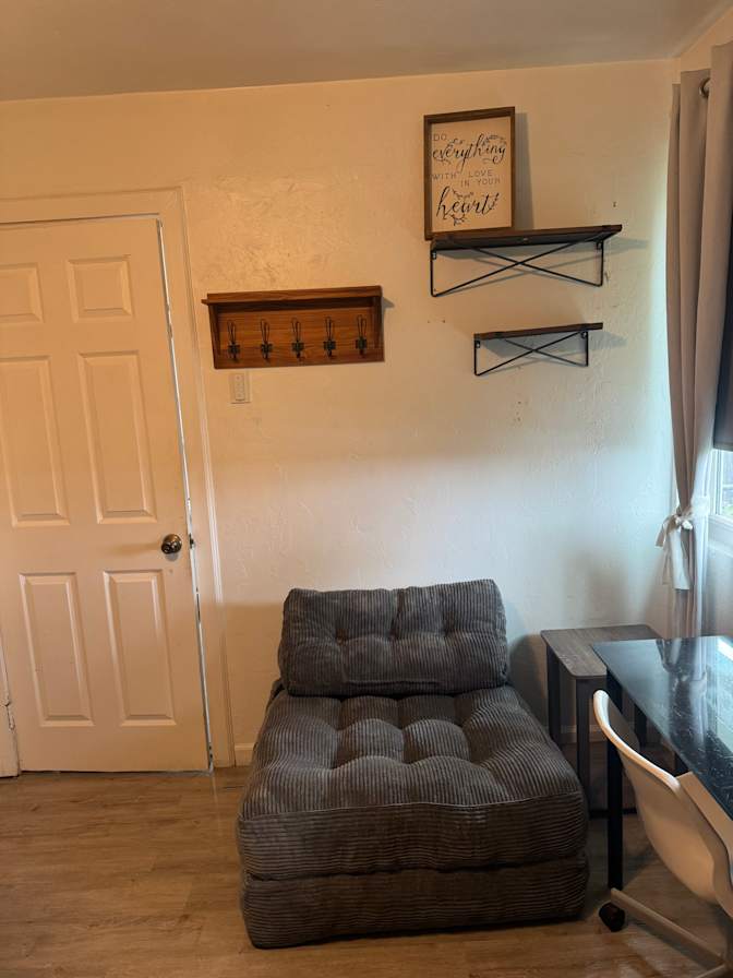 NIcole's room