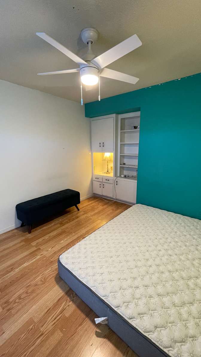 Jeffrey Foote's room