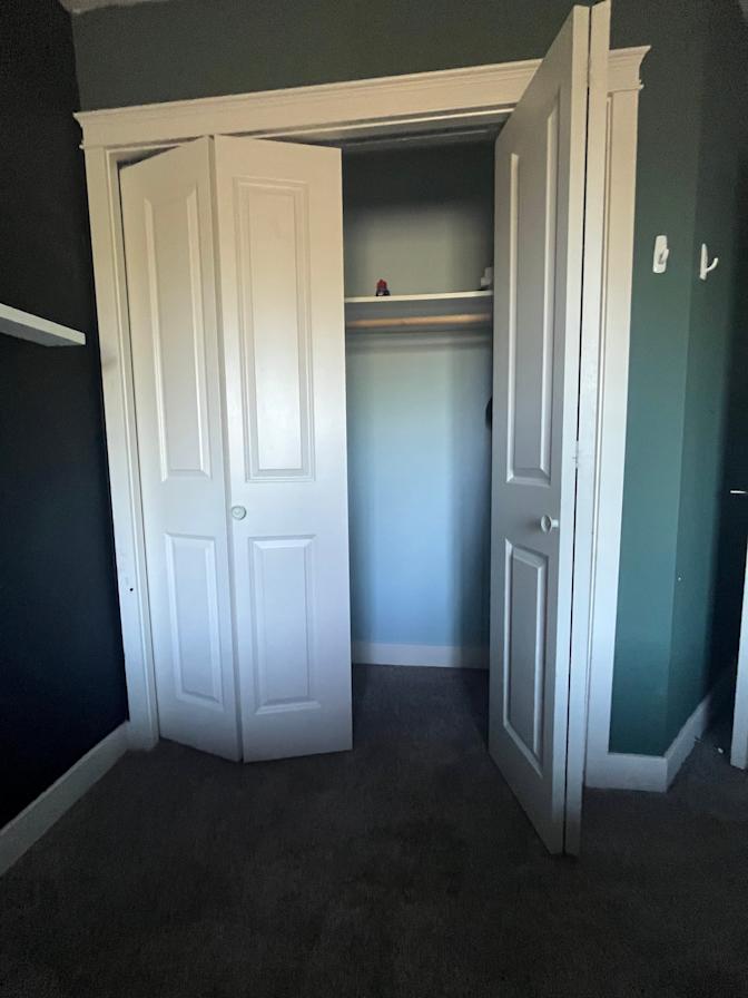 BJ's room