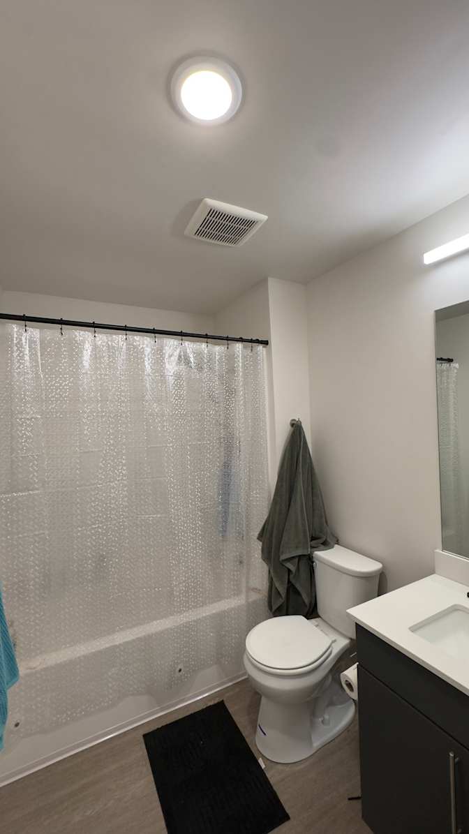 Airus's room