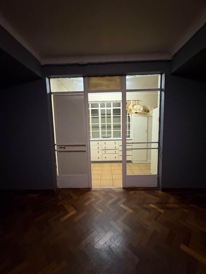 Salma Tanaka's room
