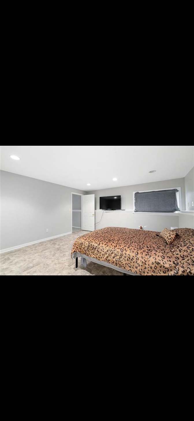 Dustin's room