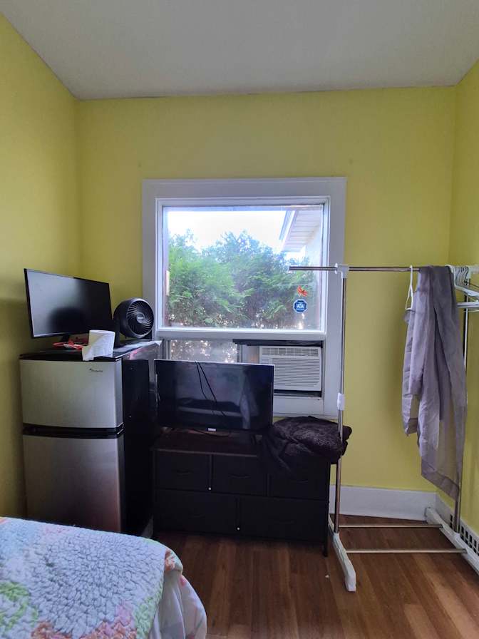 Tara's room