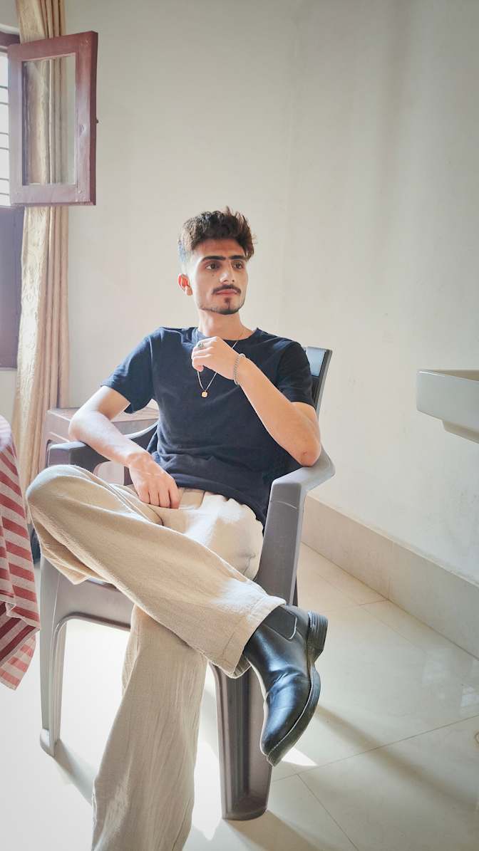 Faisal mir's room