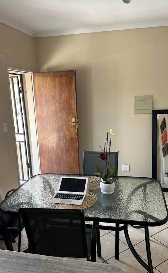 SIBO MABASO's room