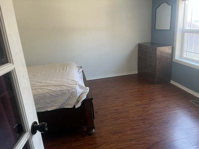 Vale's room