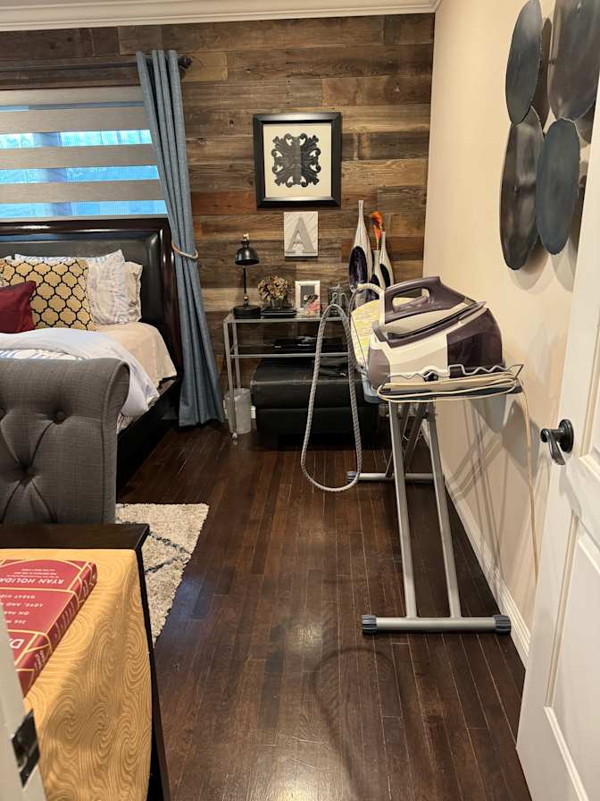Ron's room