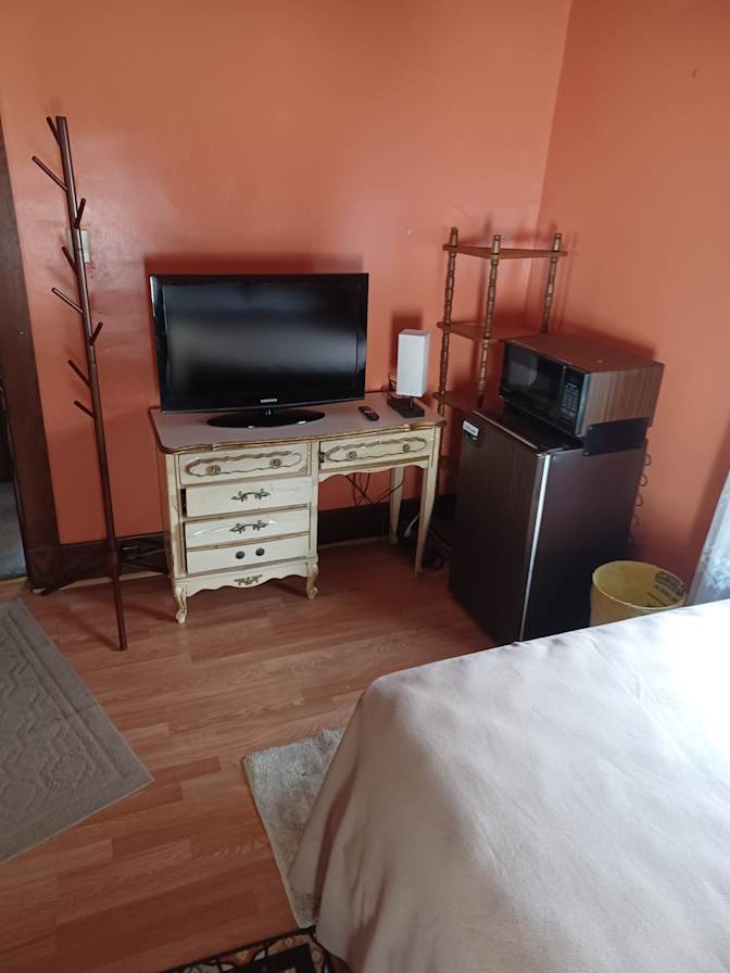 Nanette's room