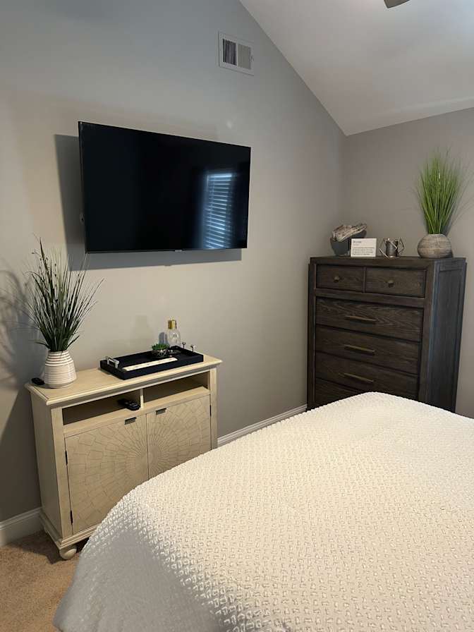Gwen's room