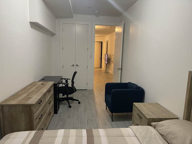 BROOKLYN APARTMENT SHARE LONG OR SHORT TERM's room