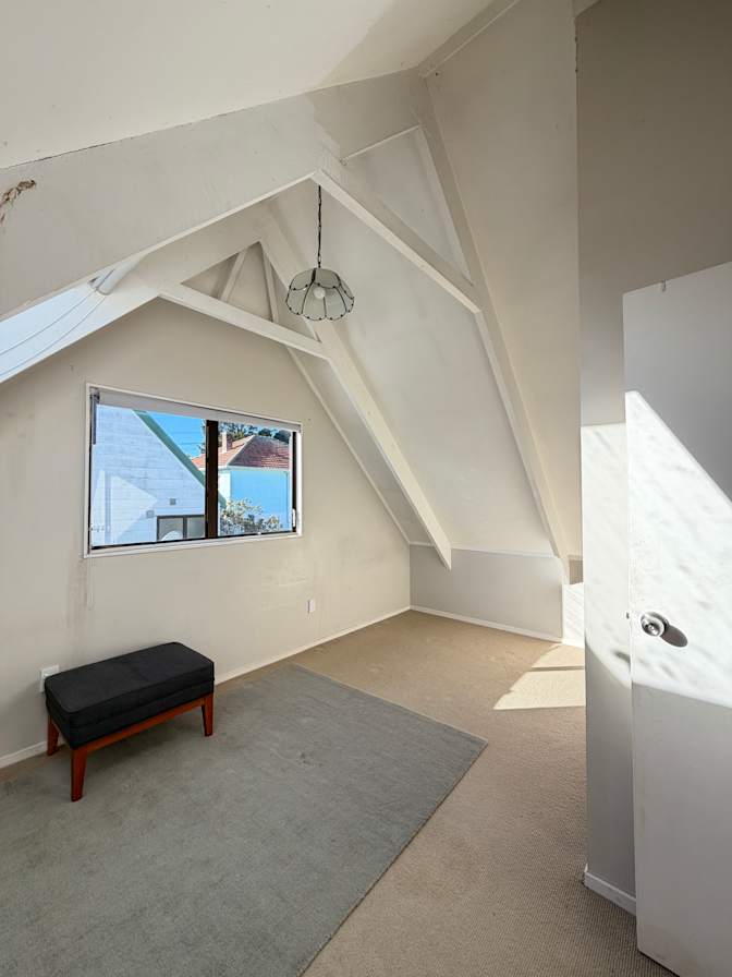 Sam Hanson-Chong's room