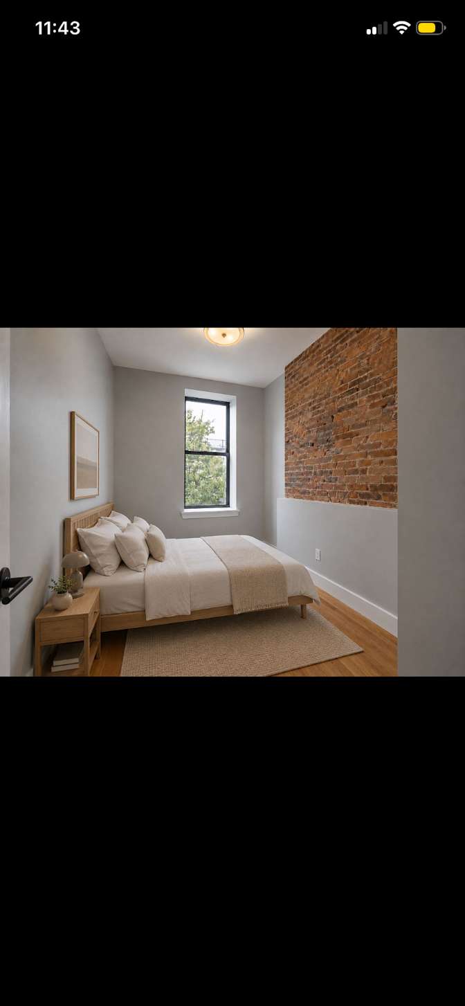 Moises's room