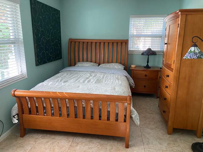 Laura C Sayegh's room