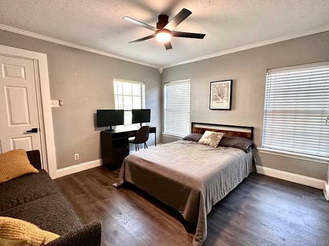 Jorge's room