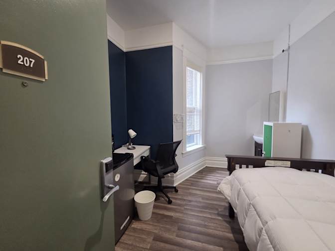 Ken Patel's room