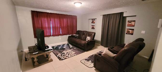 Cozy Home Away Rentals's room