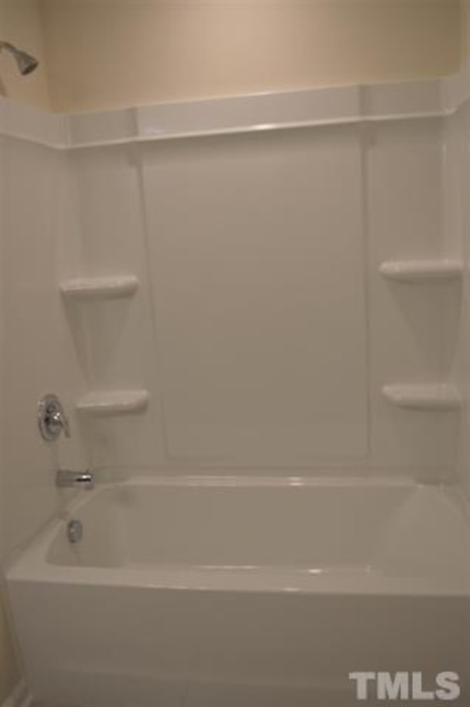 Alcove Rooms's room