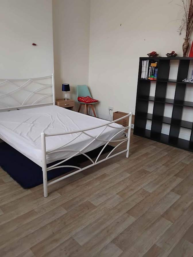 Adebomi's room