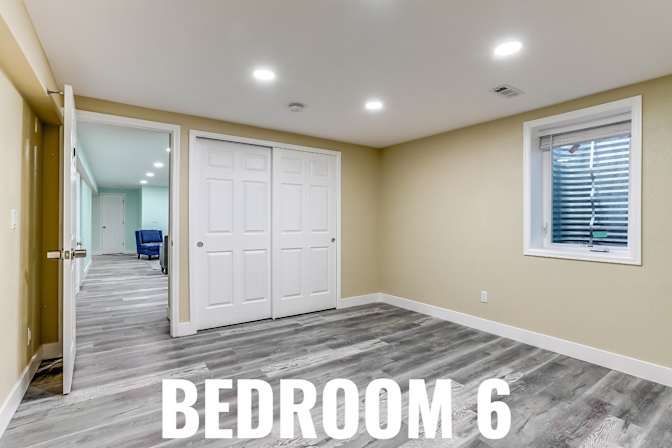 HomeCrew's room