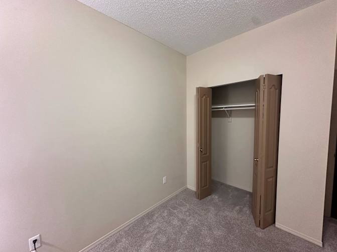 Manya Bhandari's room