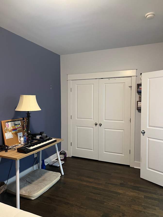 Jen's room