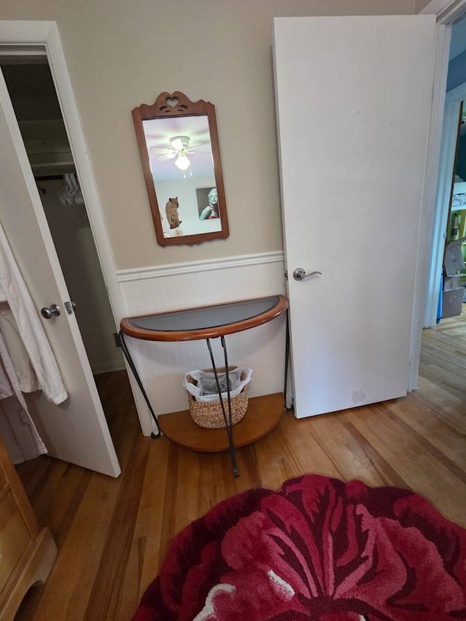 Mary-Sue's room