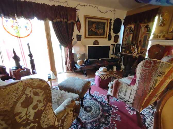 Gayle Wayne's room