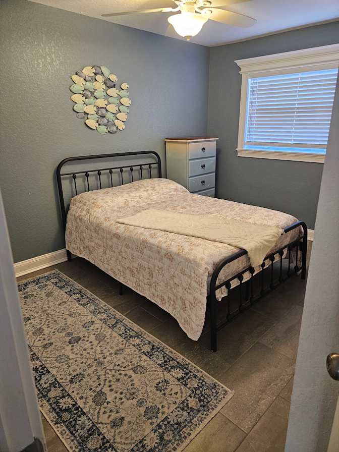 Mona's room